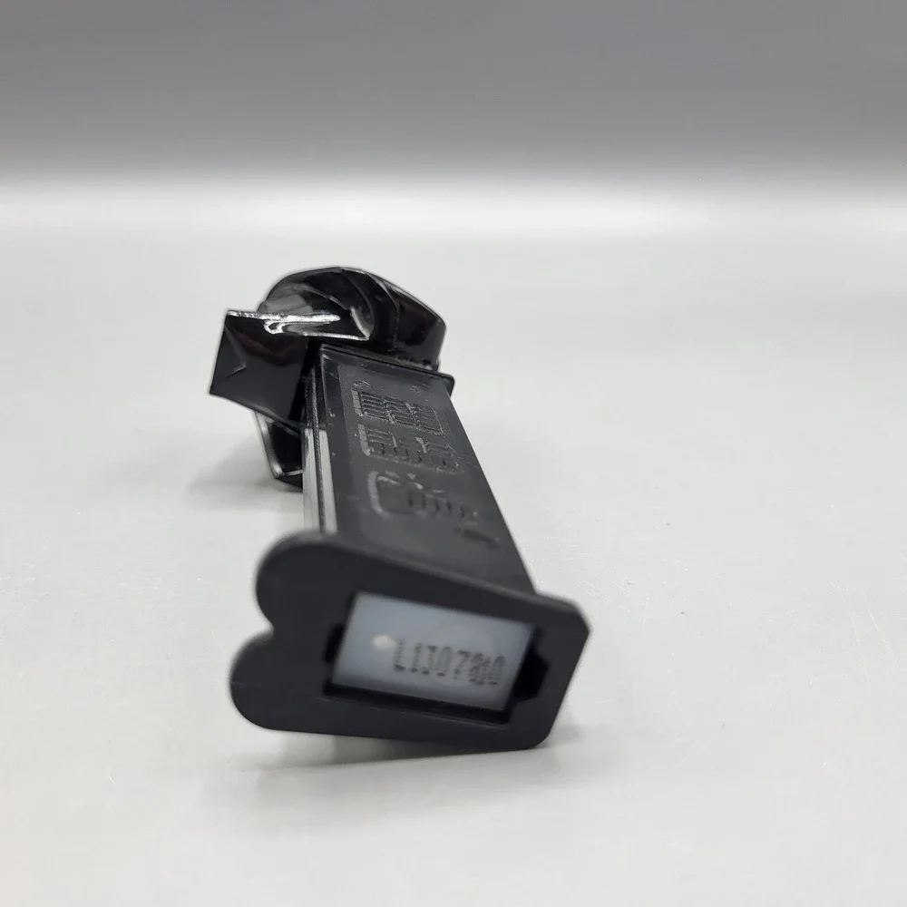 Vintage PEZ Candy Dispenser Star Wars Darth Vader 1997 Lucasfilm Hungary Black